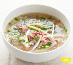 しゃぶしゃぶ牛肉のフォー　Pho bo tai